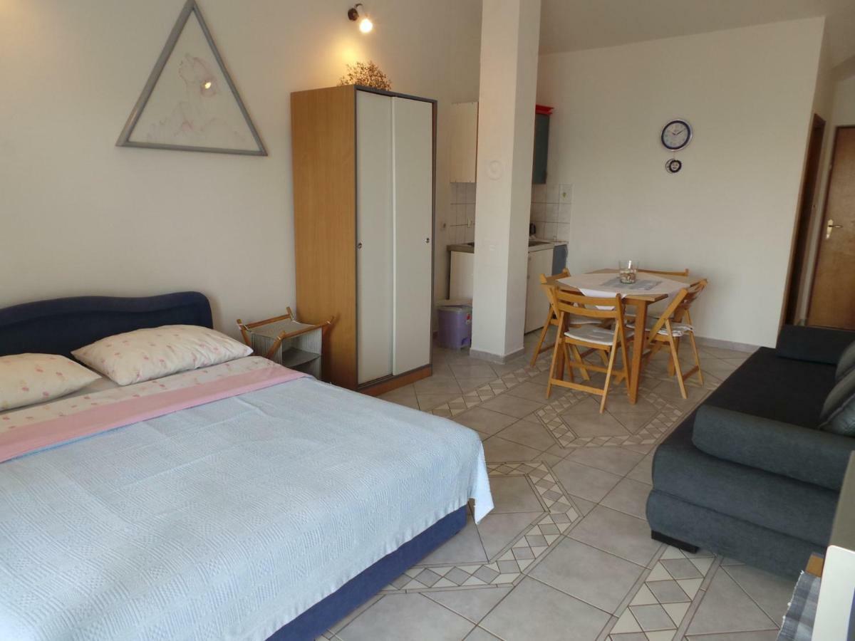 Apartmani Vjera Рибарица Екстериор снимка